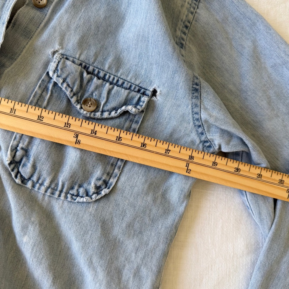 Andrew Jeans Co 90's Distressed Denim Button Down Shirt M/L Vintage - Picture 3 of 13